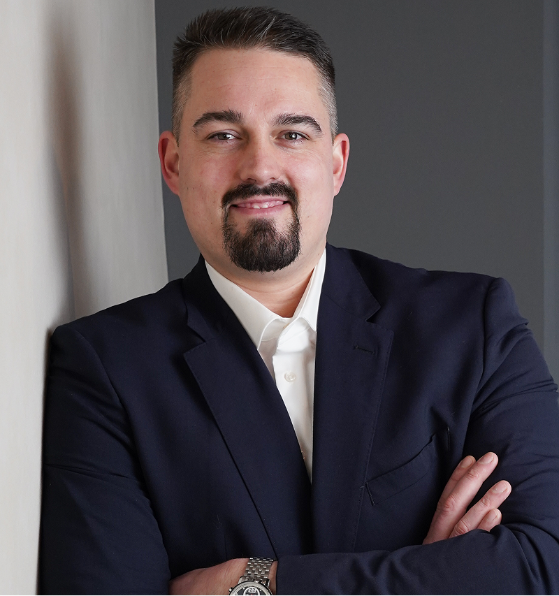 Gabriel Sturbeck, Ihr Immobilien Makler